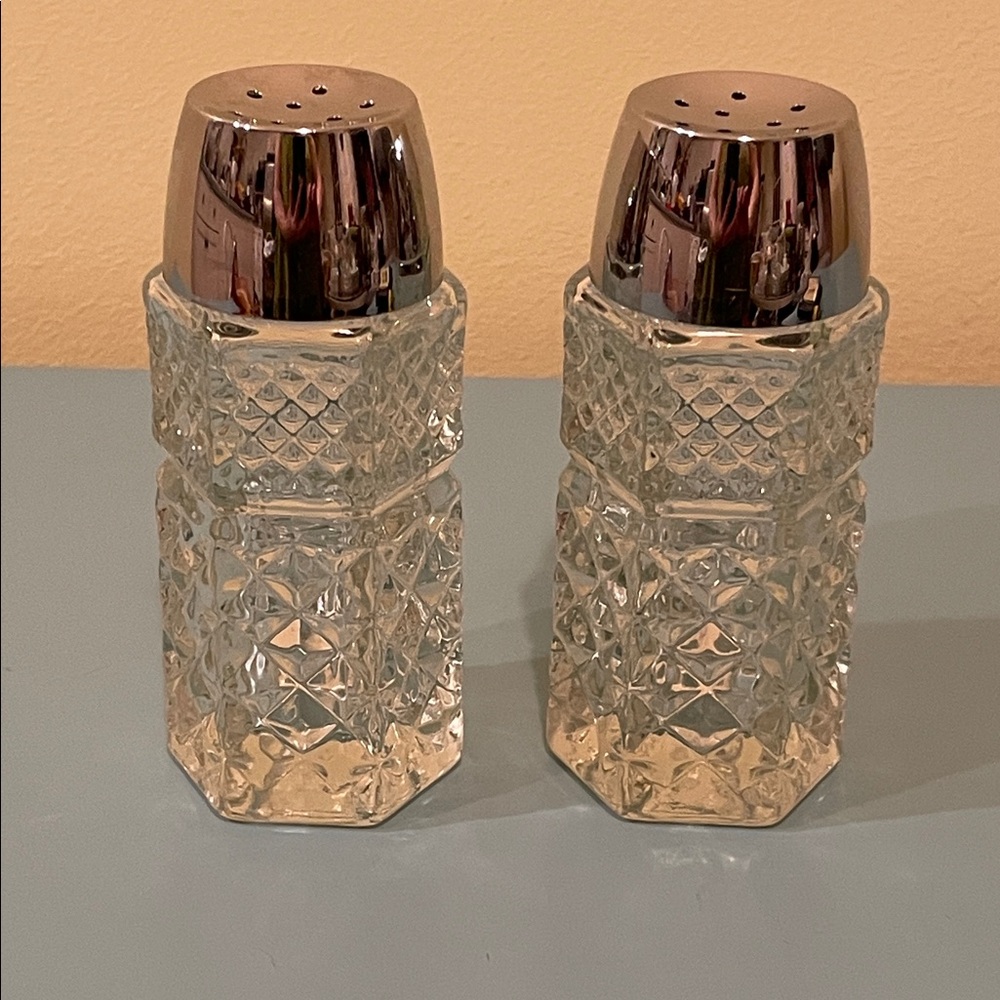 Anchor Hocking Wexford Salt and Pepper Shakers with Silver-toned Tops